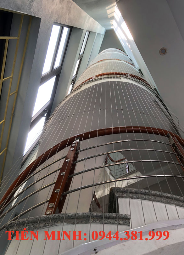 570 luoi-bao-ve-cau-thang